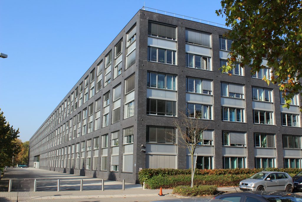 Polizeipräsidium Frankfurt Außenansicht