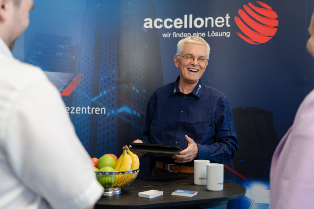 accellonet.com: Darstellung einer Messesituation der accellonet GmbH