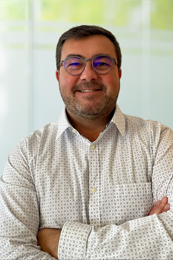 accellonet.com: Georgios Kipros